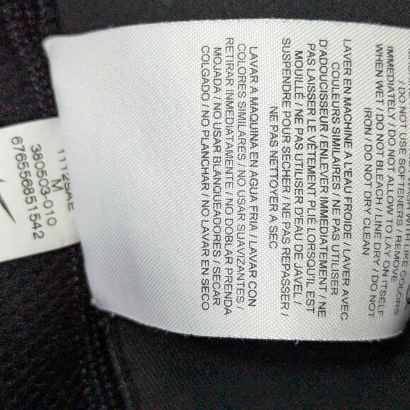 ✨ Nike Dri-Fit Black Sports Tank w/ Built-In Bra (Size M) 🖤 - Picture 7 of 8